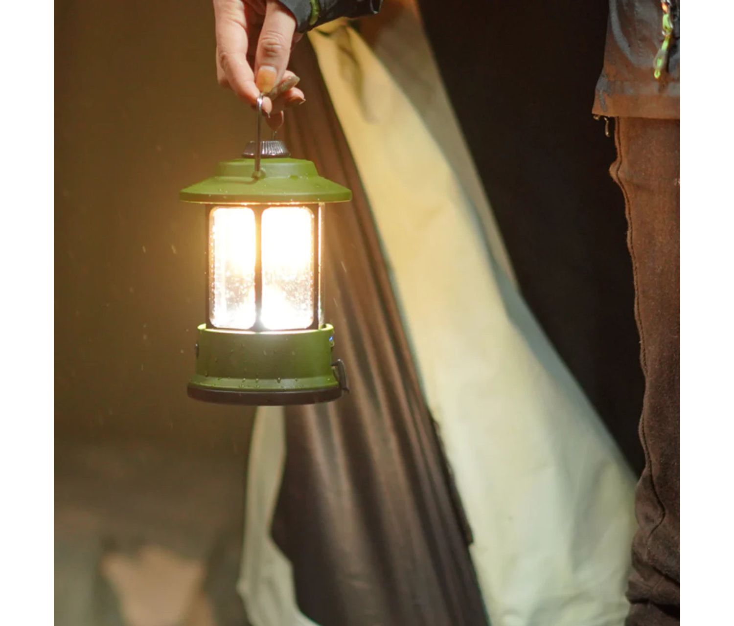 TOHETO Camping String Lights, 3 In 1 Upgraded Retractable RGB Outdoor Tent Lights With 19 Modes, Quick 30s Recovery, 32.8 FT Portable, Rechargeable Camping Lantern (Green & Orange
